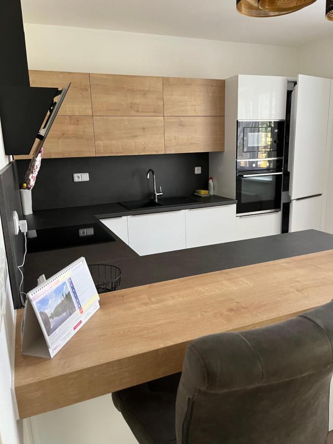 Novy Apartman V Arealu Wellness Hotelu Фримбурк Экстерьер фото
