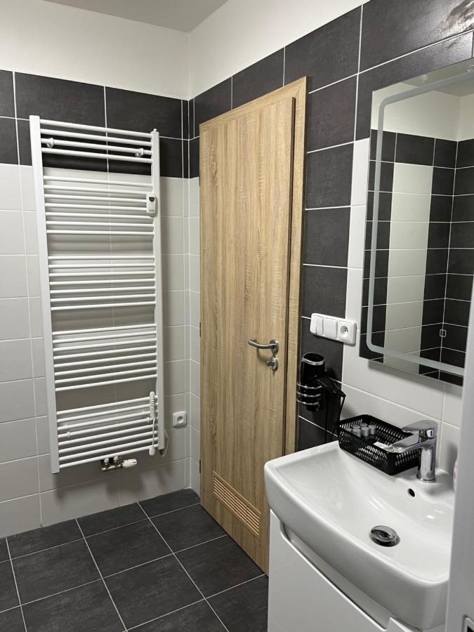 Novy Apartman V Arealu Wellness Hotelu Фримбурк Экстерьер фото